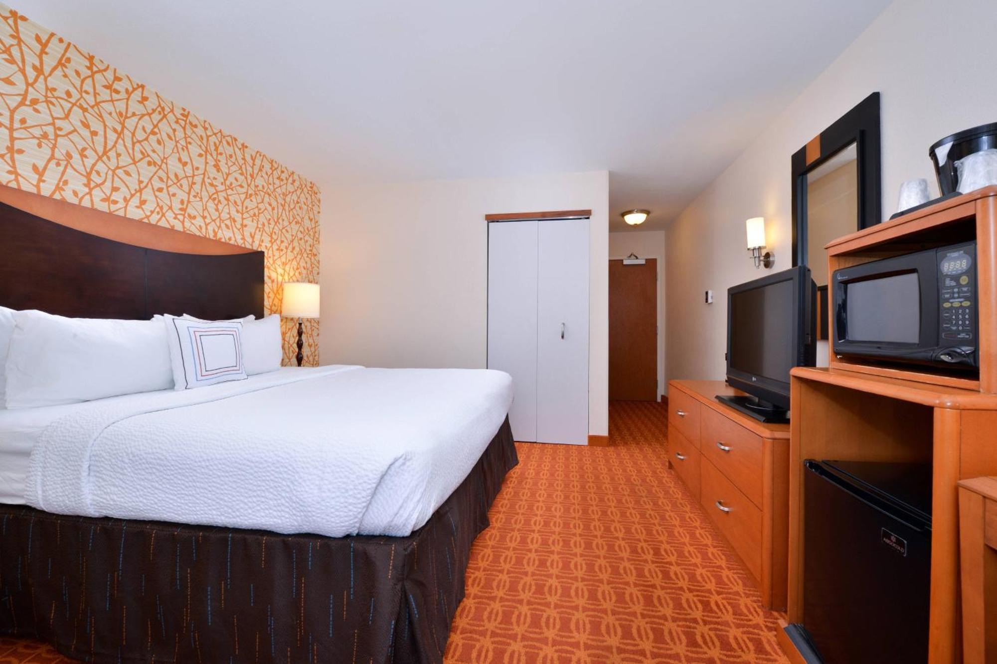 Fairfield Inn And Suites By Marriott Ашбъро Екстериор снимка