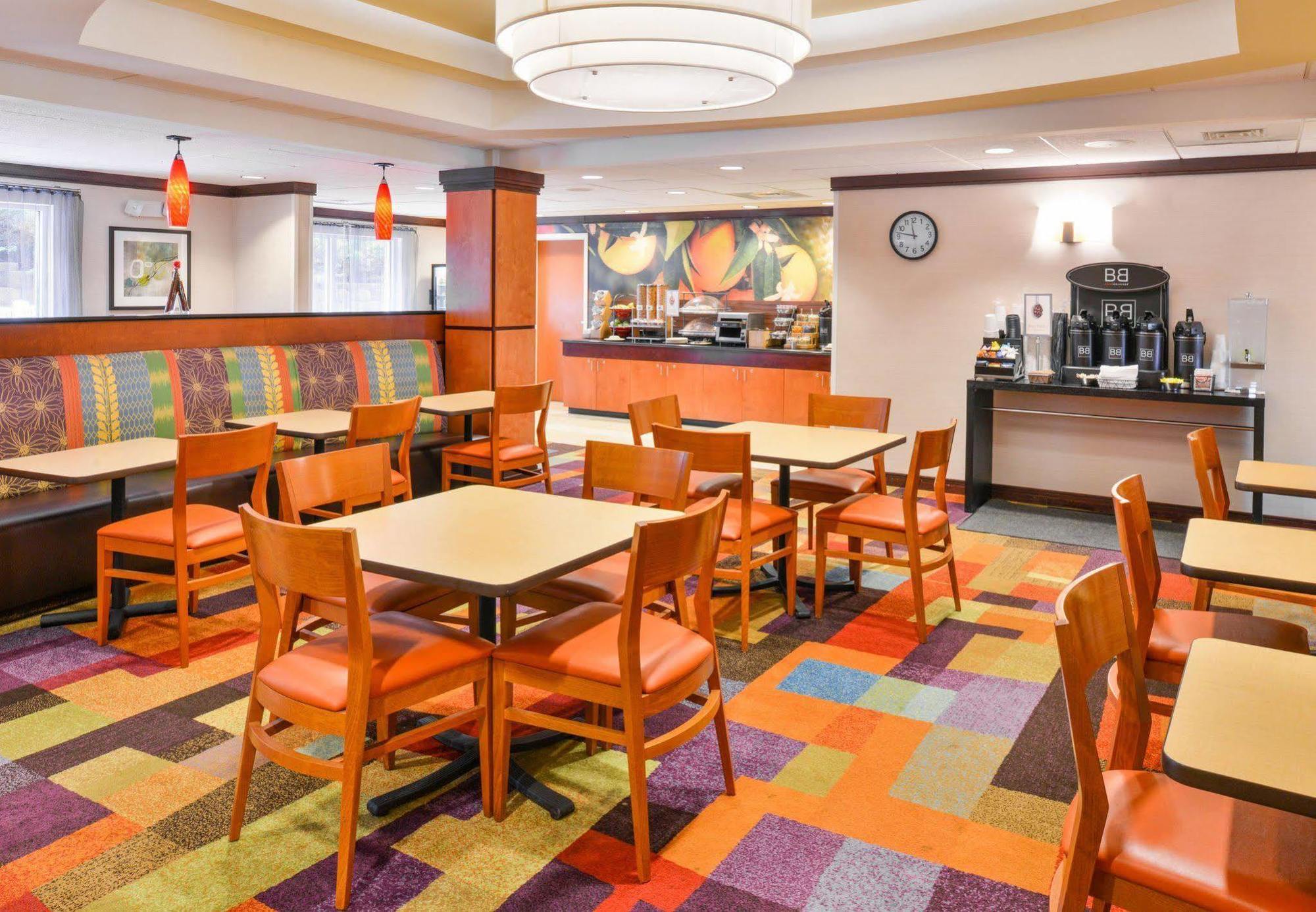 Fairfield Inn And Suites By Marriott Ашбъро Екстериор снимка