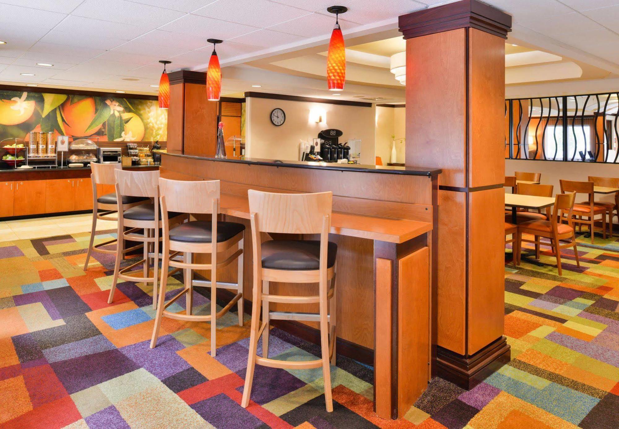 Fairfield Inn And Suites By Marriott Ашбъро Екстериор снимка